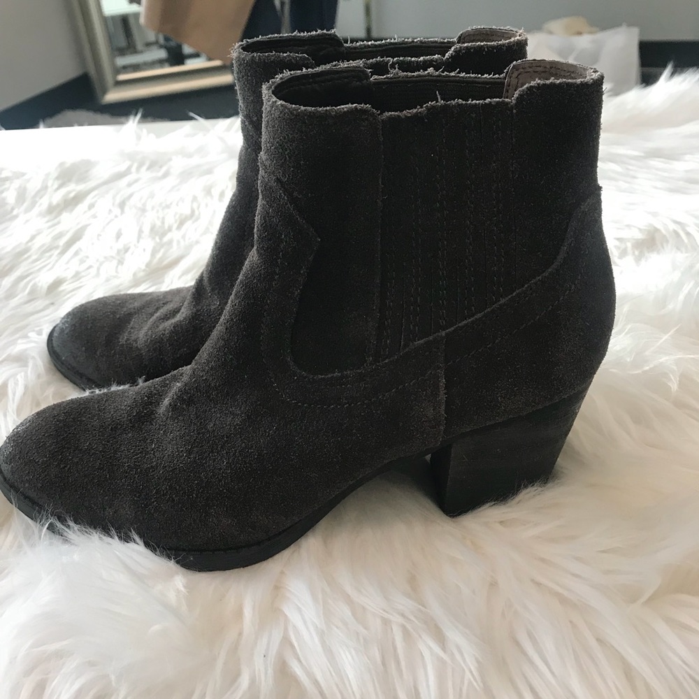 BROWN DOLCE VITA BOOTS. - Picture 2 of 3